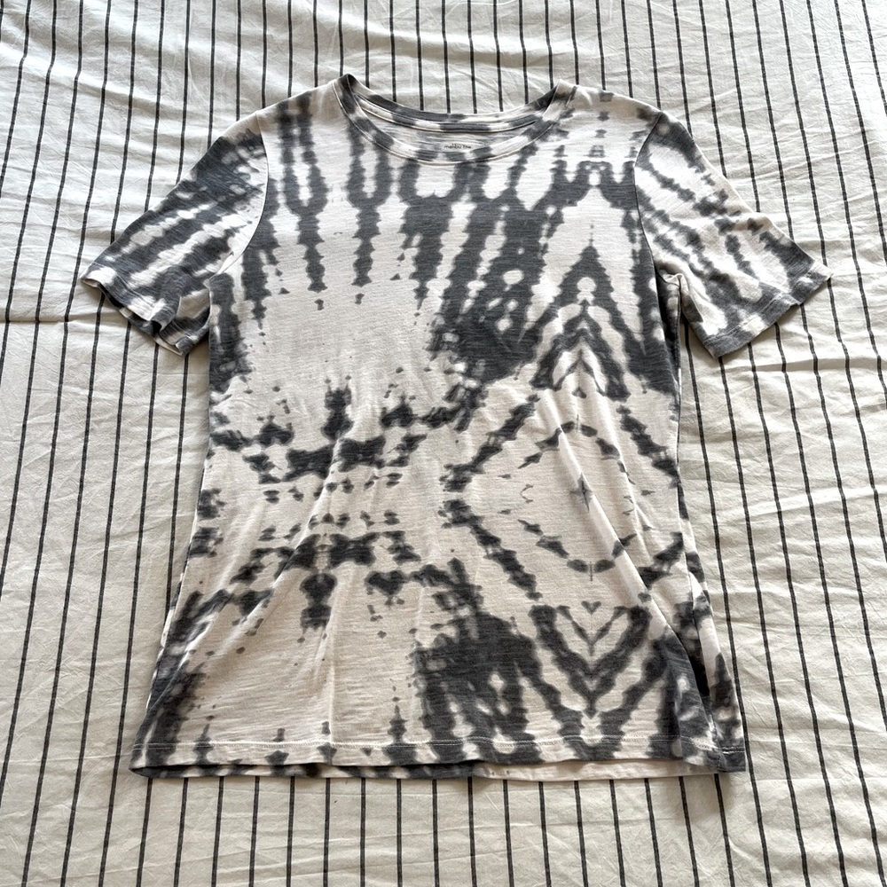 Banana Republic Light Tye-Dye Crew Tee